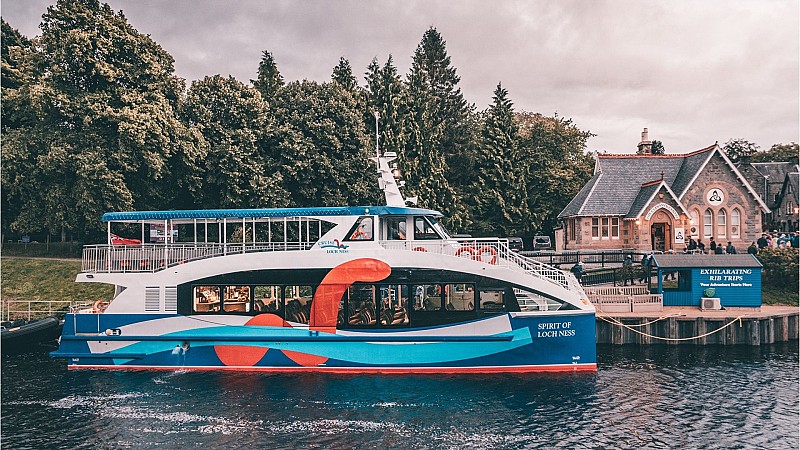 Loch Ness Cruise, Urquhart Castle & Outlander Day Tour from Inverness