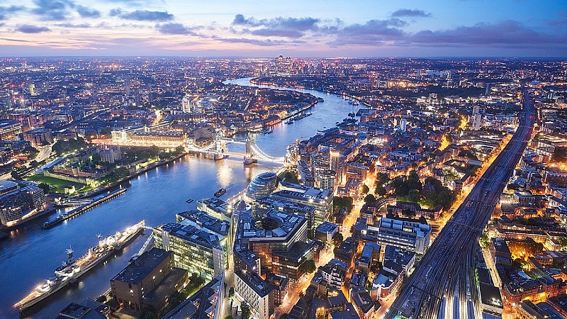 The View from the Shard - Essential (0-14 Days)