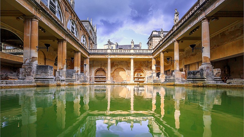 Bath and Stonehenge Small Group tour - including cream tea
