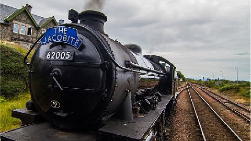 Harry Potter Train & Scenic Highlands Day Tour from Inverness with 7.30am Departure