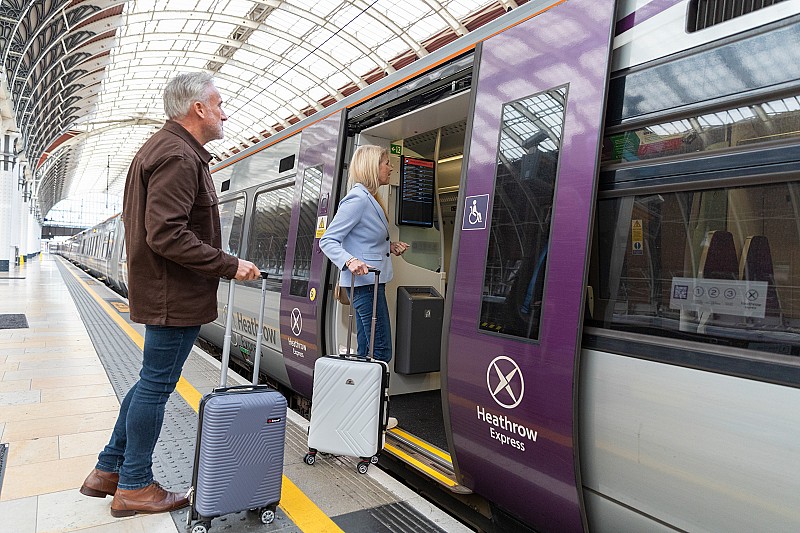 Effortless Travel with the Heathrow Express -Secure your tickets today!