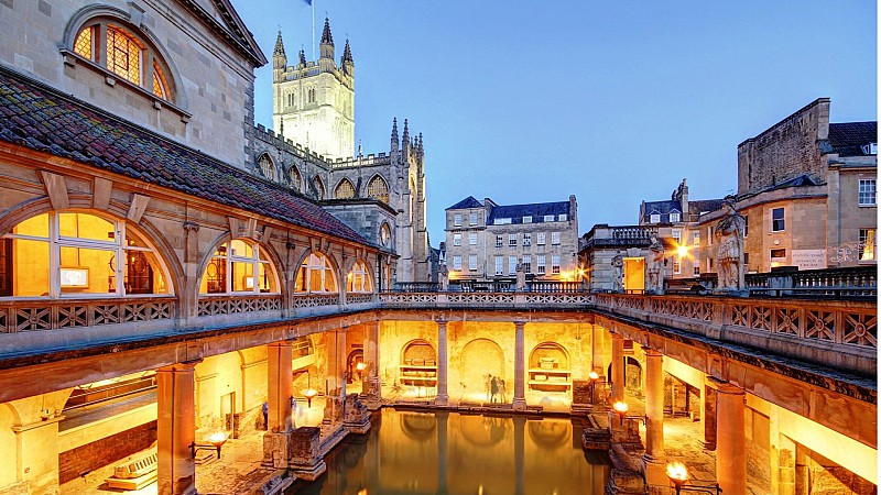 Stonehenge & Bath including Roman Baths