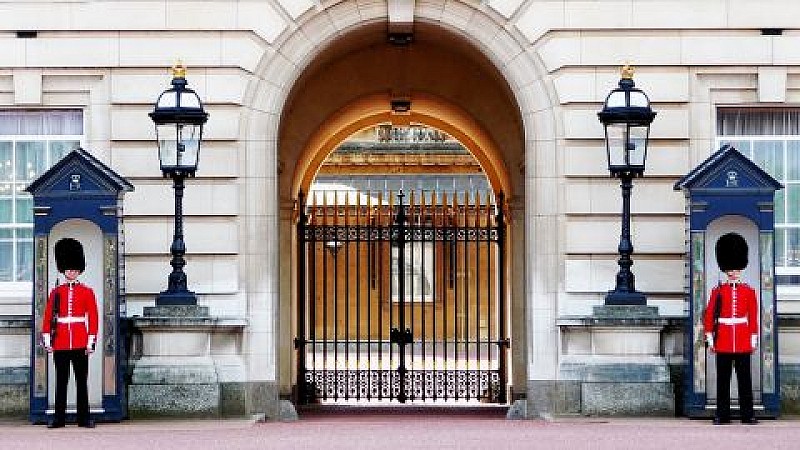 Full Day Panoramic Private Tour of London with Driver Guide